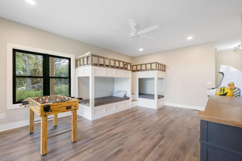 New Home, Dock, Kayaks, Game Room, Water Views Winchester Exteriör bild