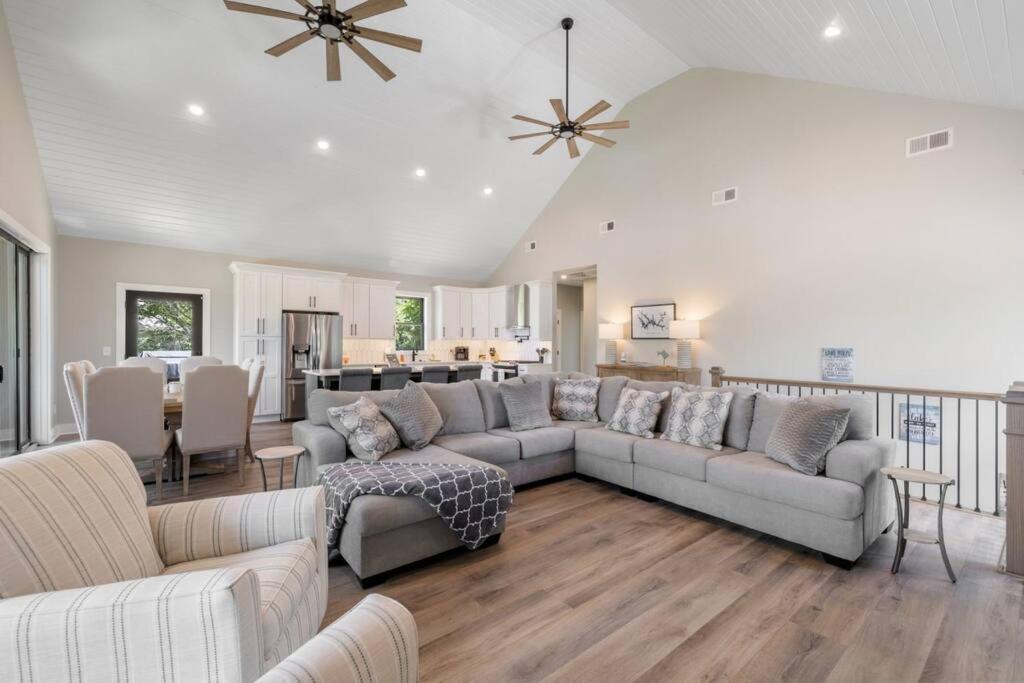 New Home, Dock, Kayaks, Game Room, Water Views Winchester Exteriör bild
